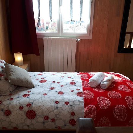 L'Aur~Elie Bed & Breakfast Lalinde Bagian luar foto