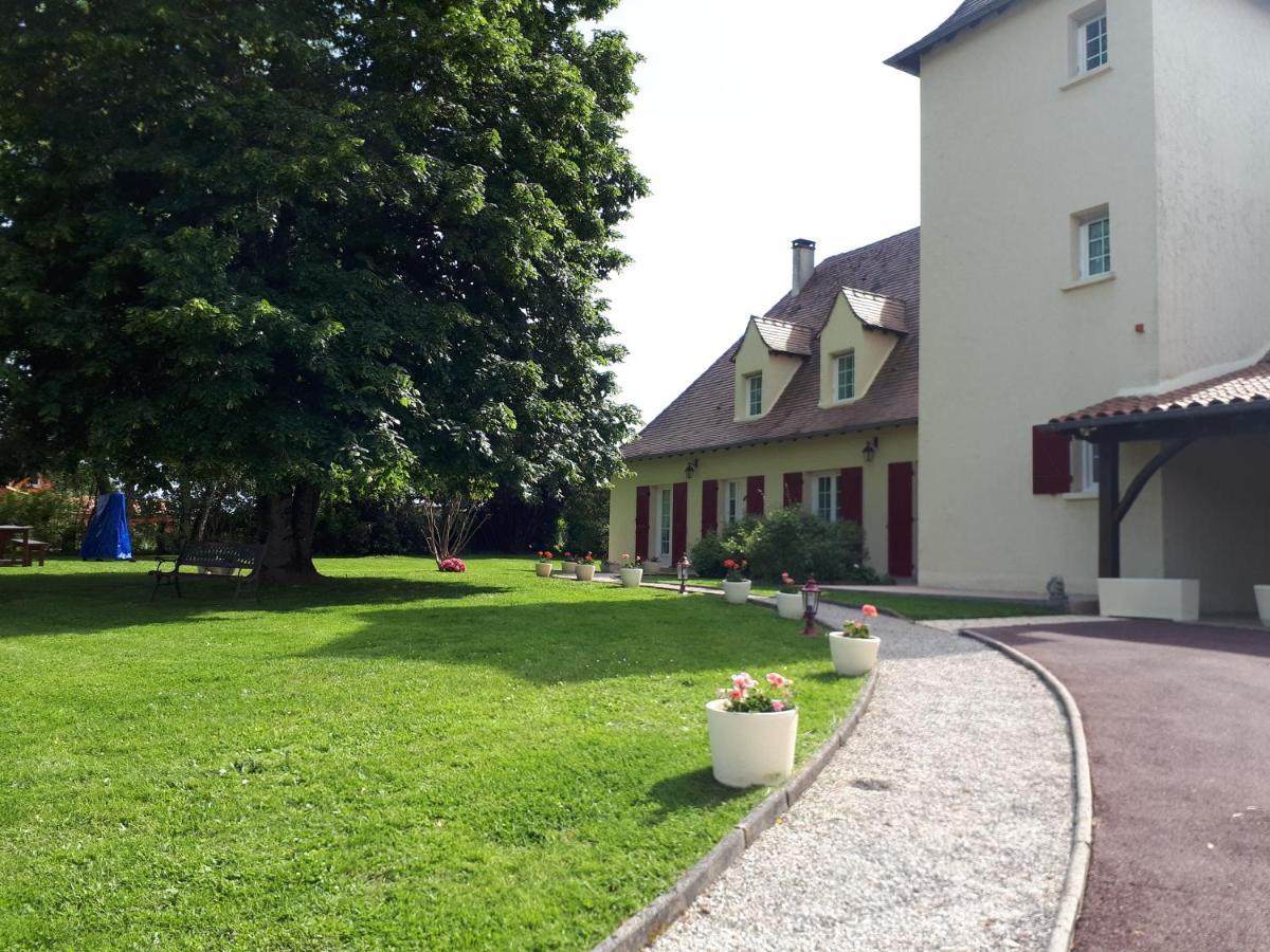 L'Aur~Elie Bed & Breakfast Lalinde Bagian luar foto