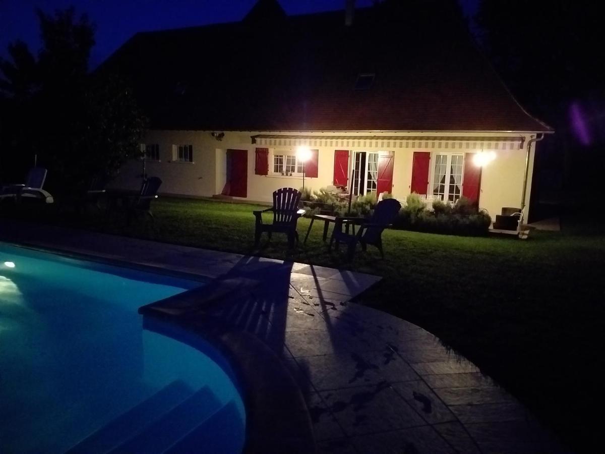 L'Aur~Elie Bed & Breakfast Lalinde Bagian luar foto
