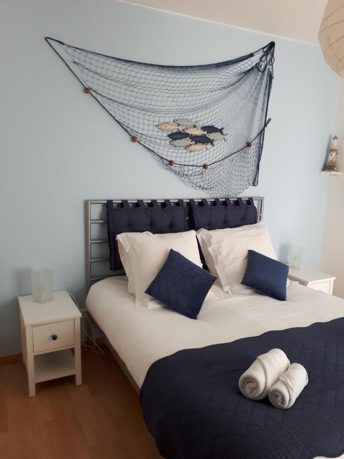 L'Aur~Elie Bed & Breakfast Lalinde Bagian luar foto