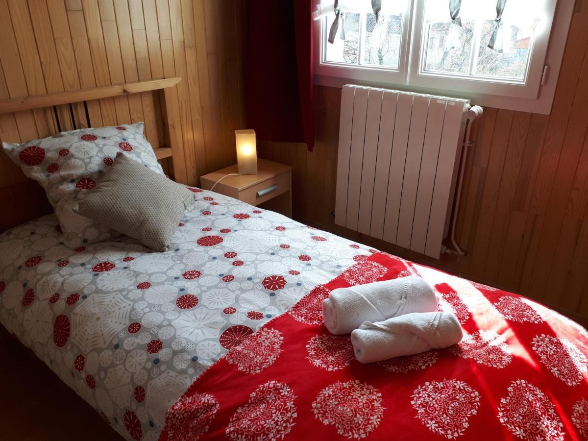 L'Aur~Elie Bed & Breakfast Lalinde Bagian luar foto
