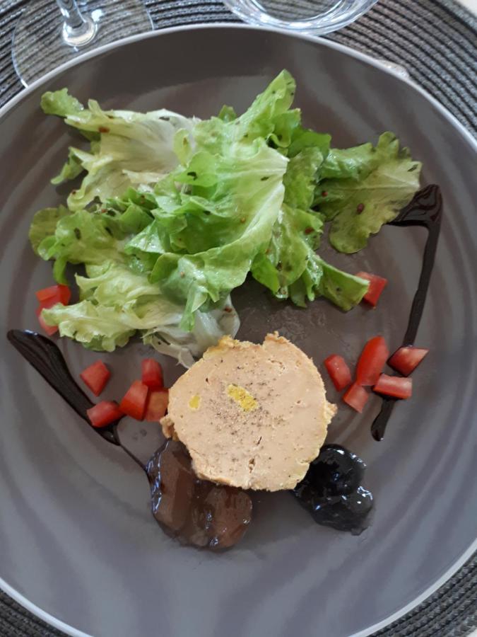L'Aur~Elie Bed & Breakfast Lalinde Bagian luar foto