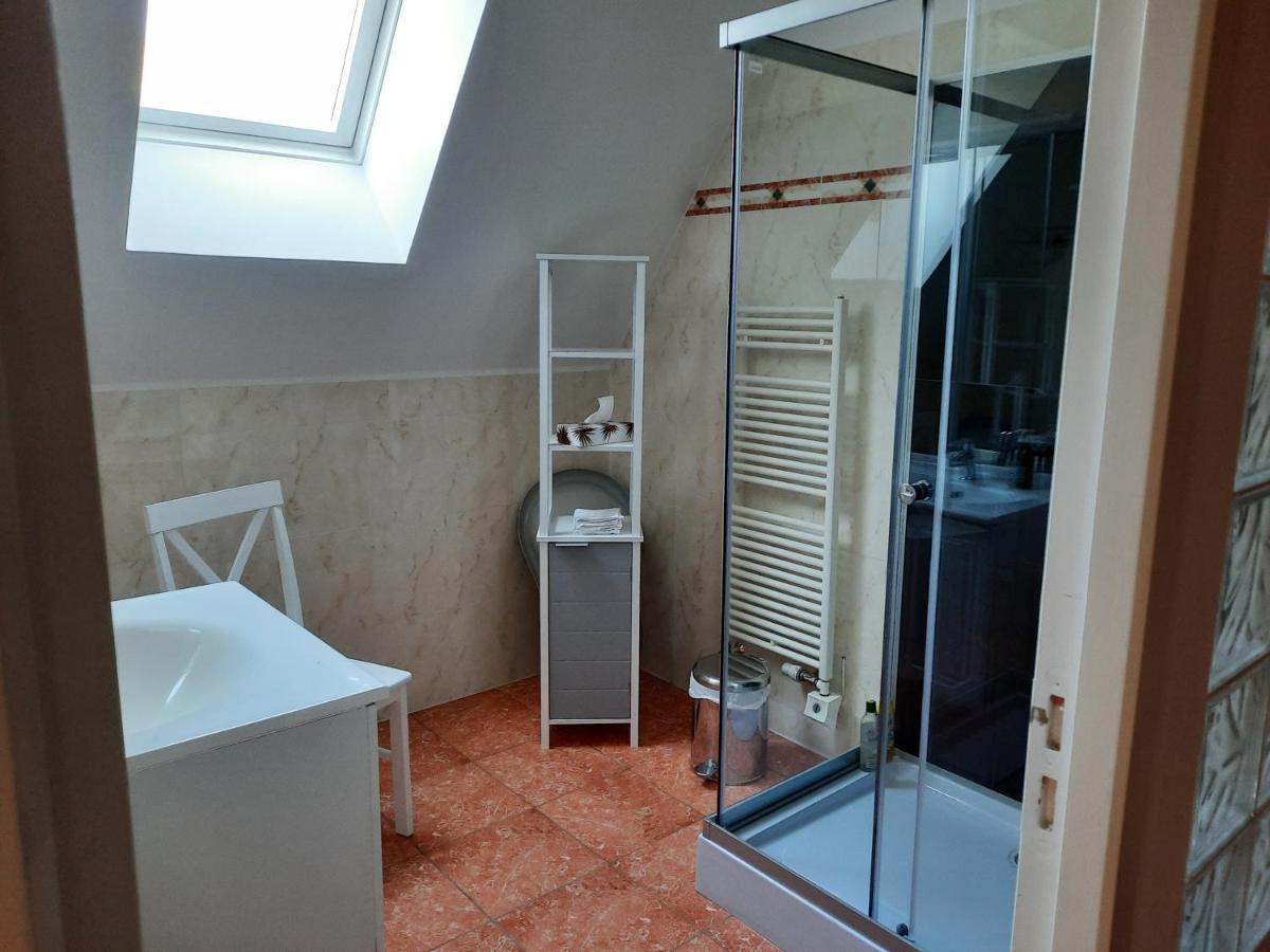 L'Aur~Elie Bed & Breakfast Lalinde Bagian luar foto